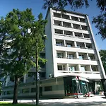 Estonia Medical Spa & 2*