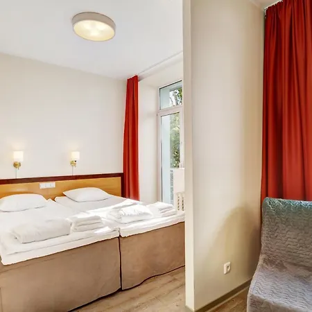 Estonia Medical & Hotel 2*