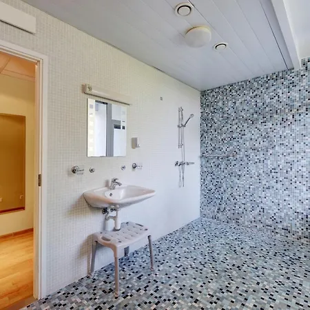 Estonia Medical & Отель Пярну