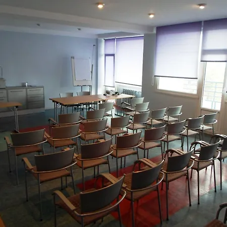 Estonia Medical & 페르누