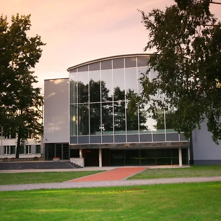 Estonia Medical & 2*