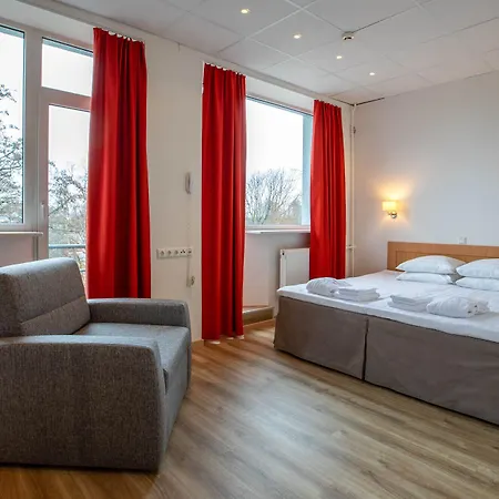 Otel Estonia Medical & 2*