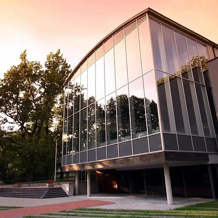 Estonia Medical & Отель Пярну