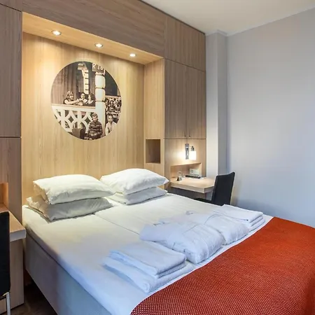 Estonia Medical & Hotel 2*
